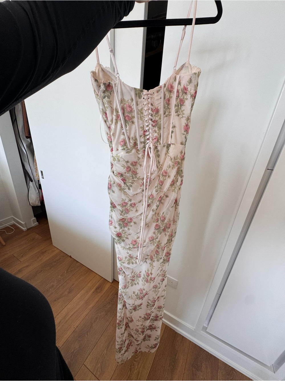 House of CB Calista mesh body con dress - Picture 5 of 5